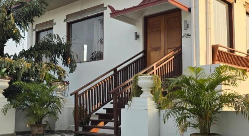 Club Denovo Hotel Butwal Exterior photo